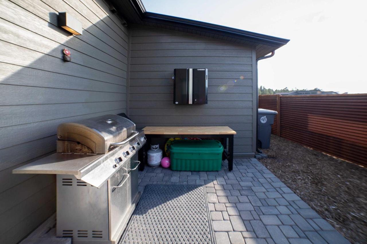 Modern Flagstaff Escape With Grill, 3 Mi To Downtown Villa Exteriör bild